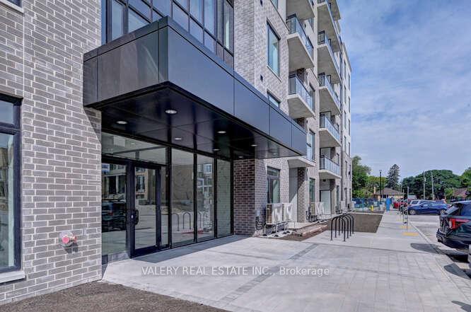 103 Roger Street 102, Waterloo — photo 3 of 5