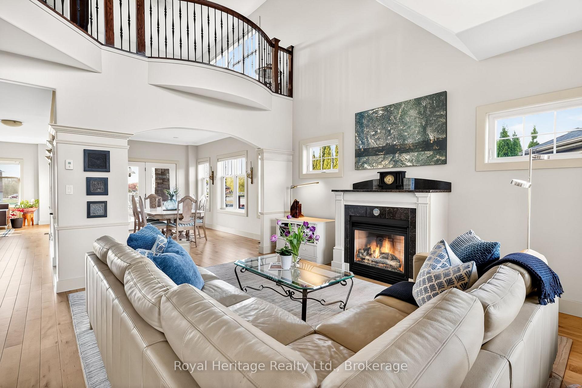32 Edgewater Drive, Brighton — photo 5 of 5