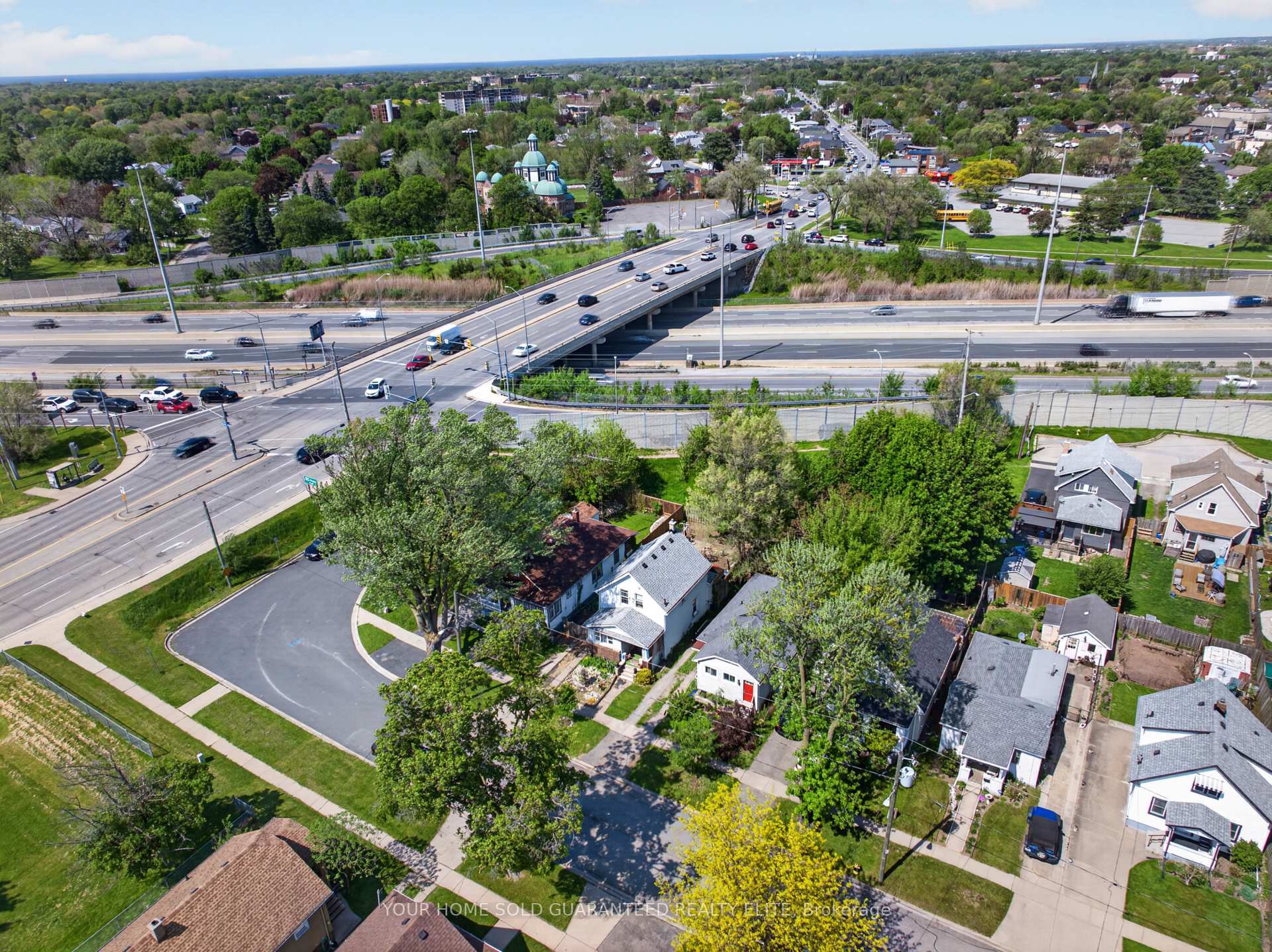 7 Trapnell Street, St. Catharines — photo 4 of 5