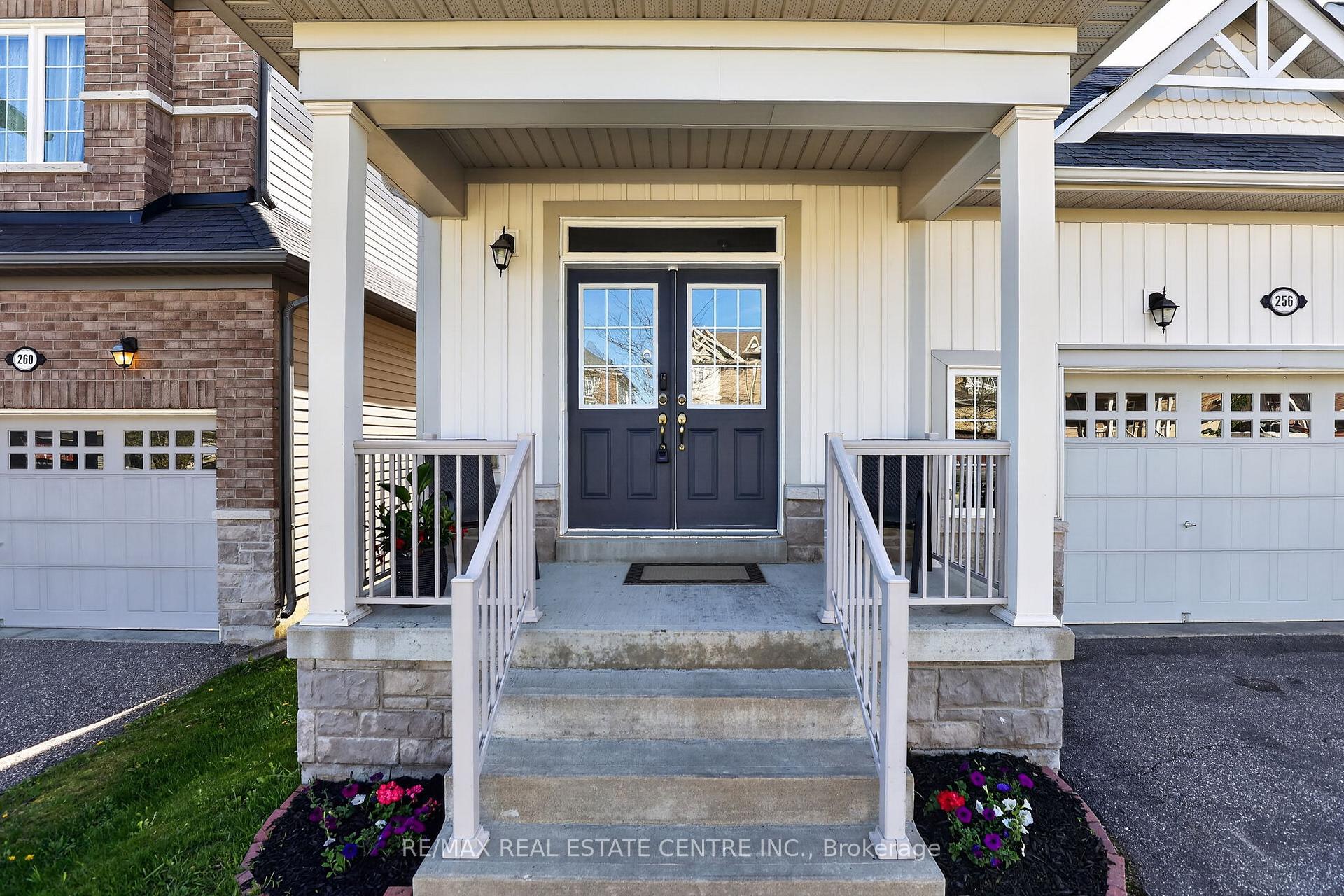256 Johnson Drive, Shelburne — photo 3 of 5