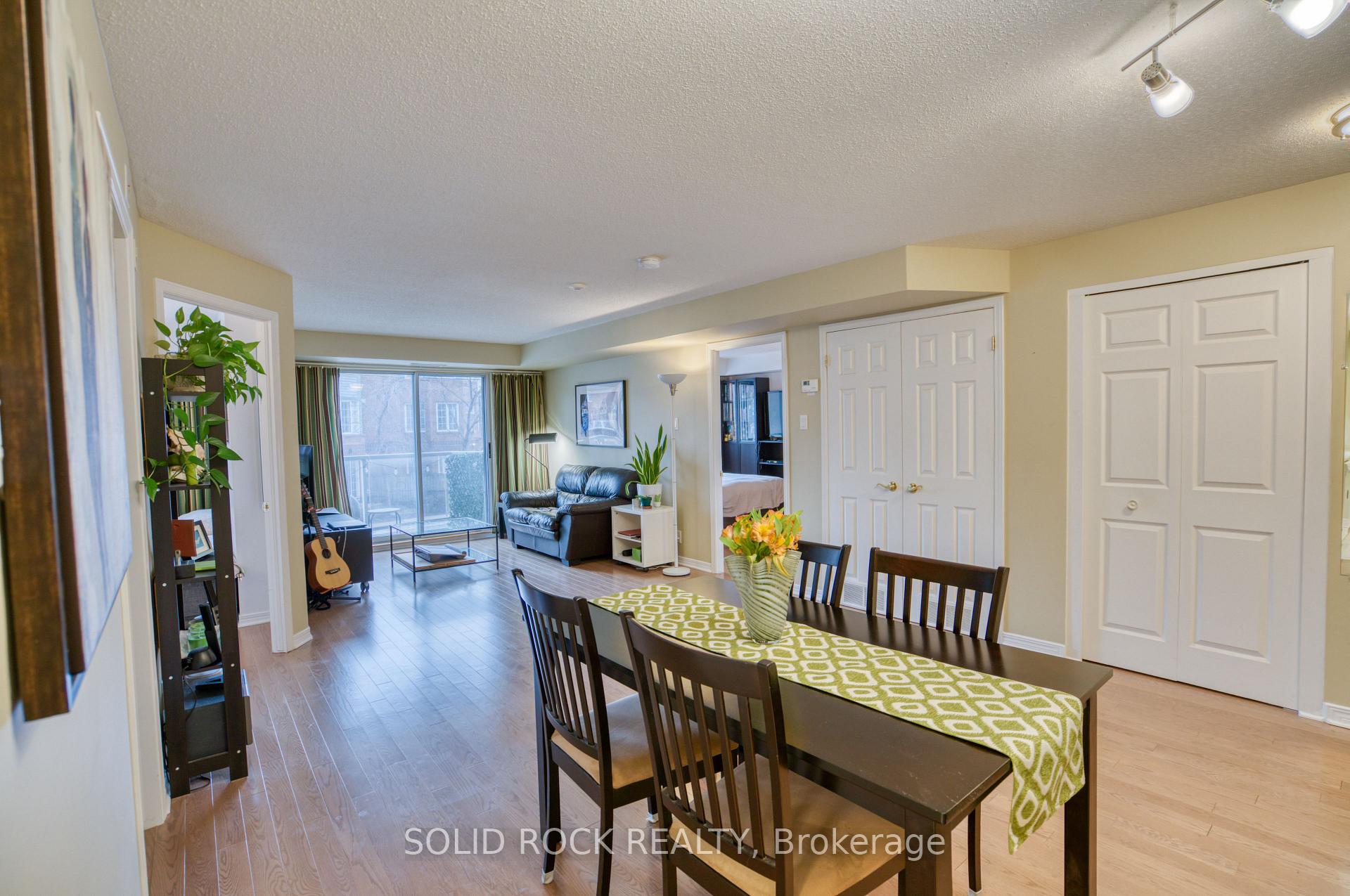 429 Somerset Street W 209, Ottawa Centre — photo 4 of 5