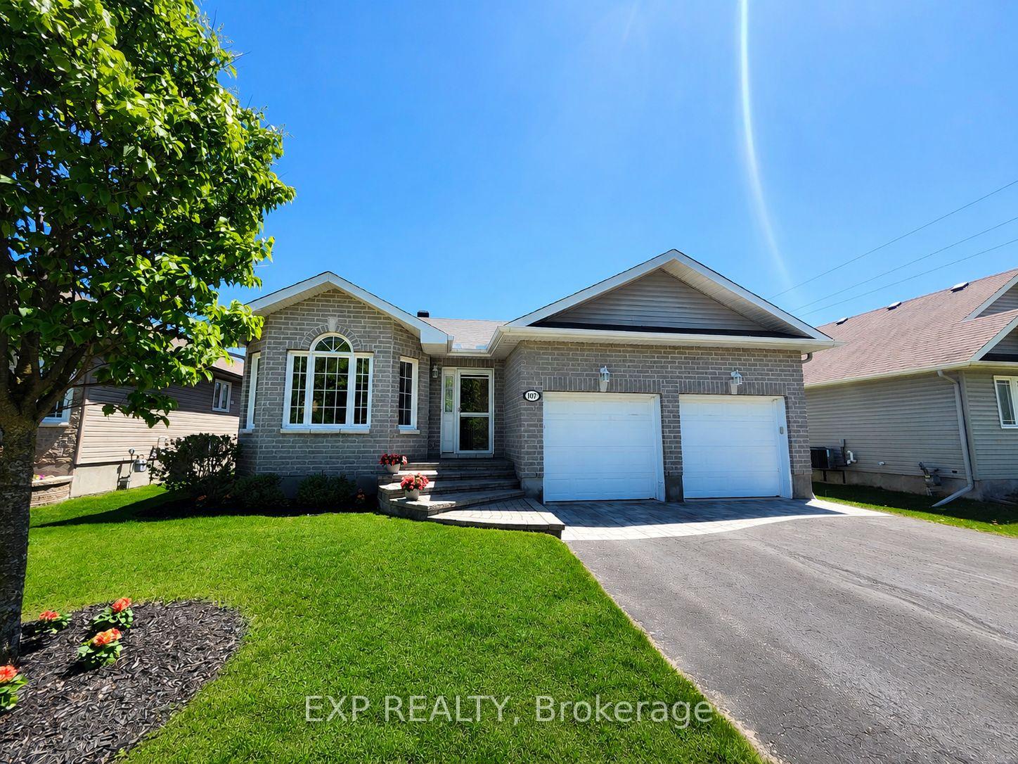 107 Ferrara Drive, Smiths Falls — photo 2 of 5