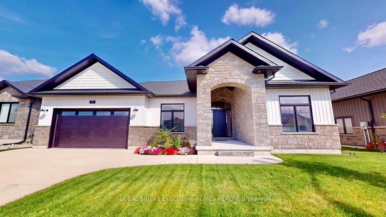 214 Irishwood Lane, Brockton — photo 4 of 5