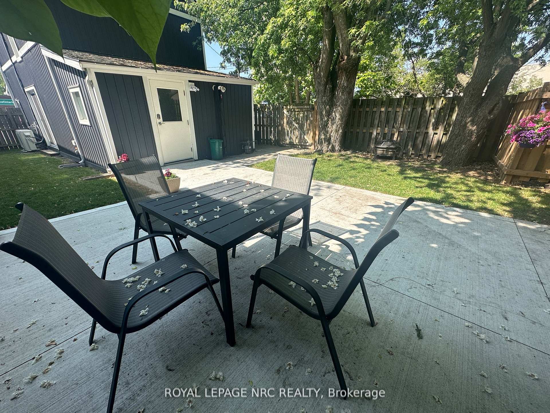 10 Thorold Road, Welland — photo 3 of 5