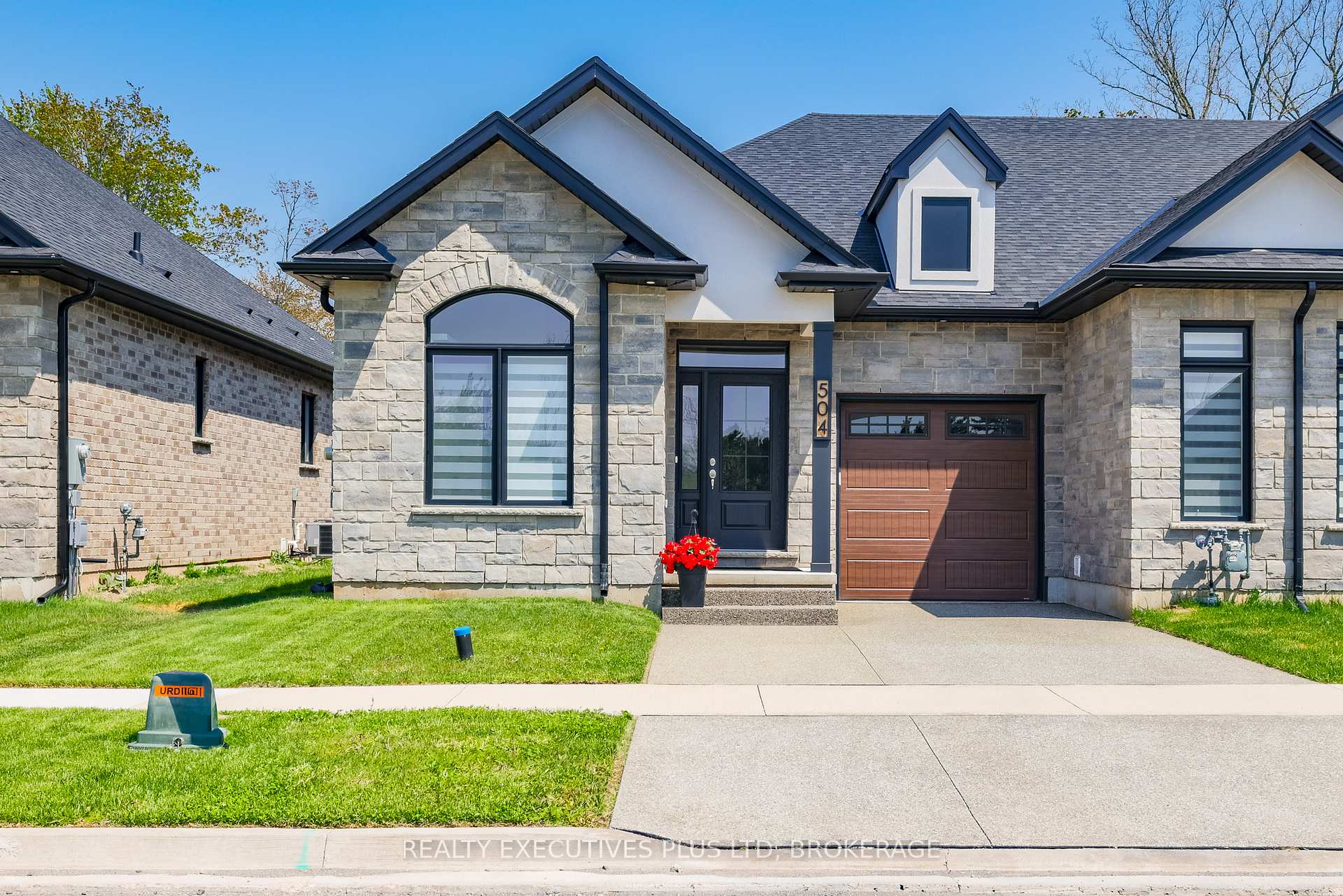 504 Royal Ridge Court, Fort Erie, ON N9V 3W4 — Fort Erie, Ontario