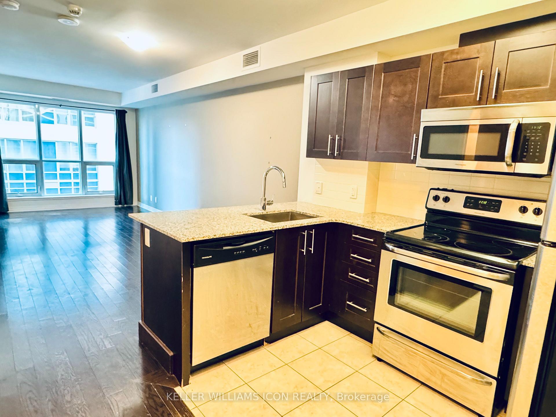 242 Rideau Street 1106, Lower Town - Sandy Hill — photo 2 of 5
