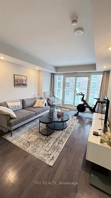 195 BESSERER Street 303, Lower Town - Sandy Hill — photo 3 of 5