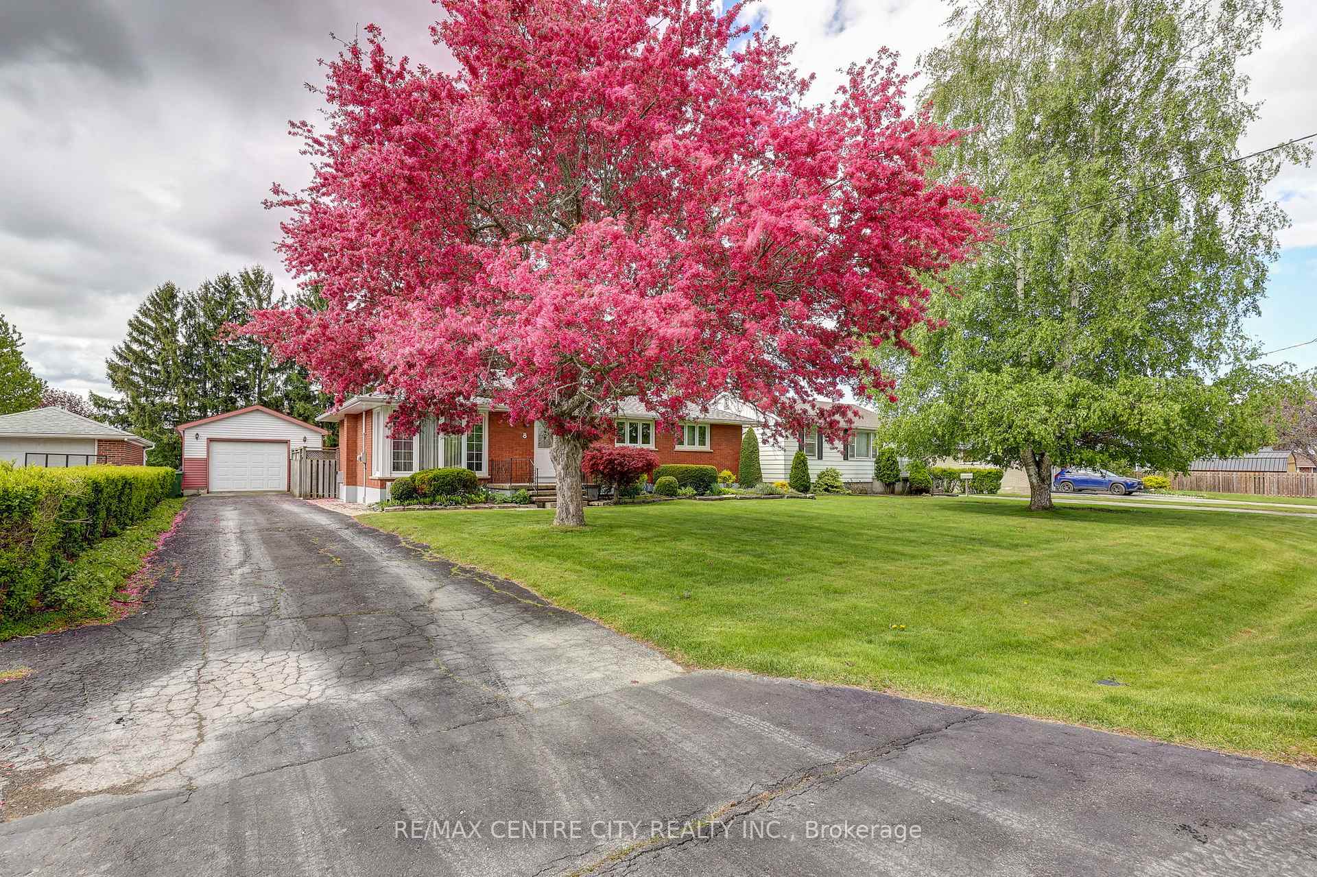 8 Patricia Street, St. Thomas, ON N5P 2C6 — St. Thomas, Ontario