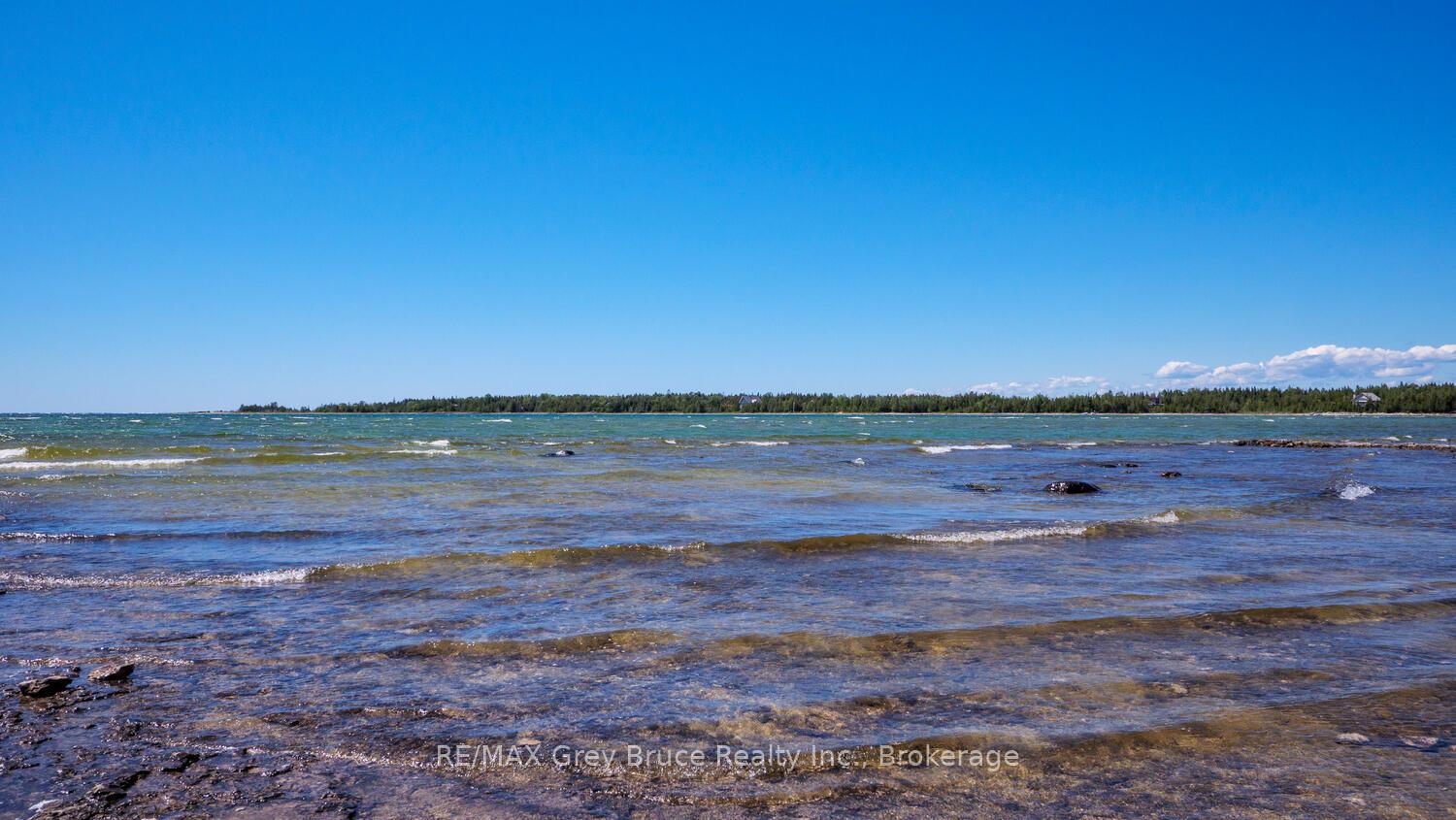 1034 DORCAS BAY Road, Northern Bruce Peninsula — photo 2 of 5