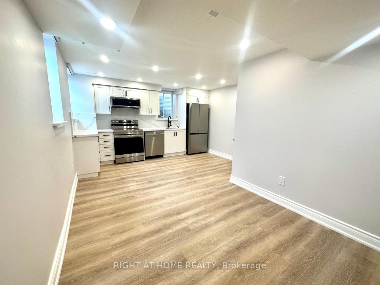 22 Gunn Avenue, Brantford — photo 3 of 5