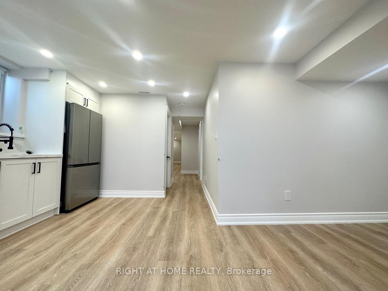 22 Gunn Avenue, Brantford — photo 5 of 5