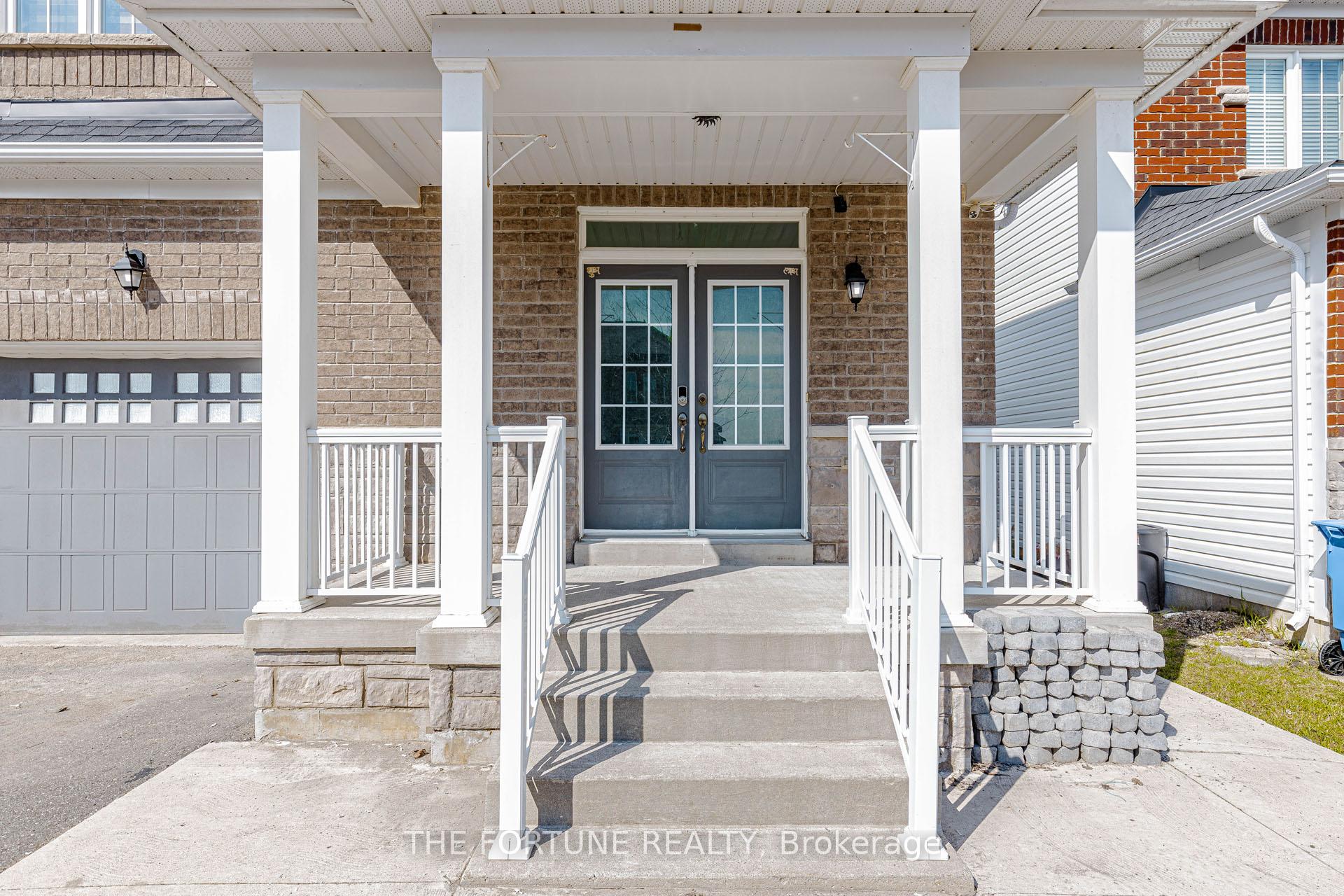 181 Johnson Drive, Shelburne — photo 3 of 5