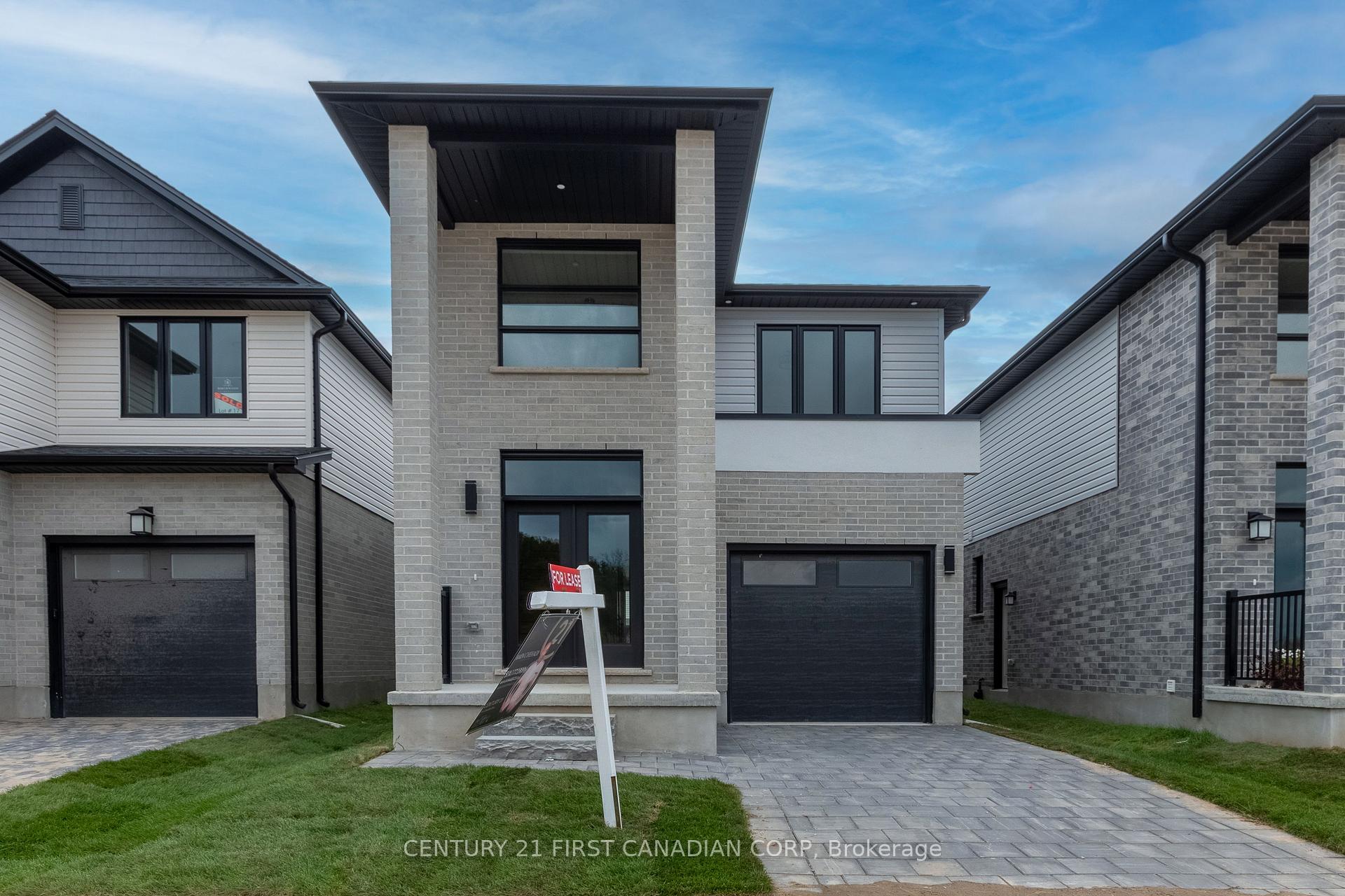 6453 Royal Magnolia Avenue, London South, ON N6P 0K2 — London South, Ontario