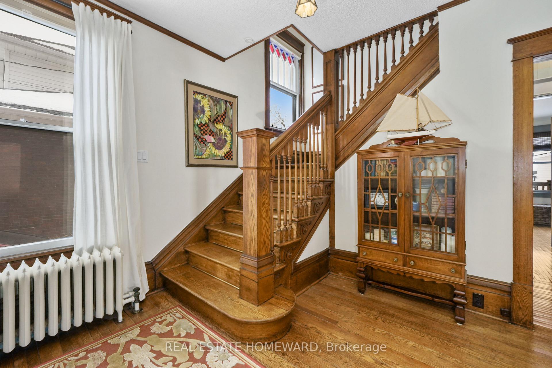 96 James Street W, Cobourg — photo 4 of 5