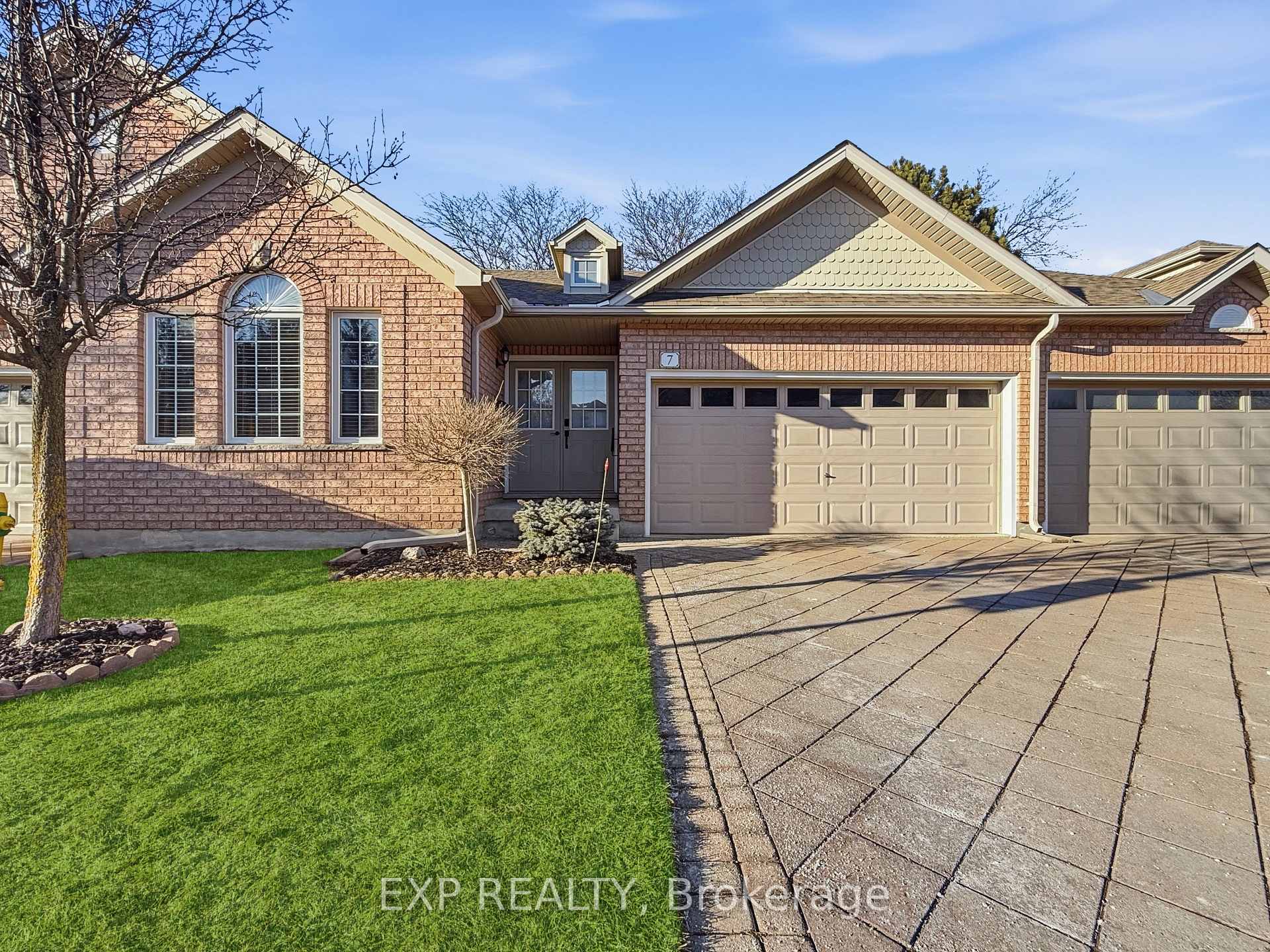 638 Wharncliffe Road S 7, London South, ON N6J 2N4 — London South, Ontario