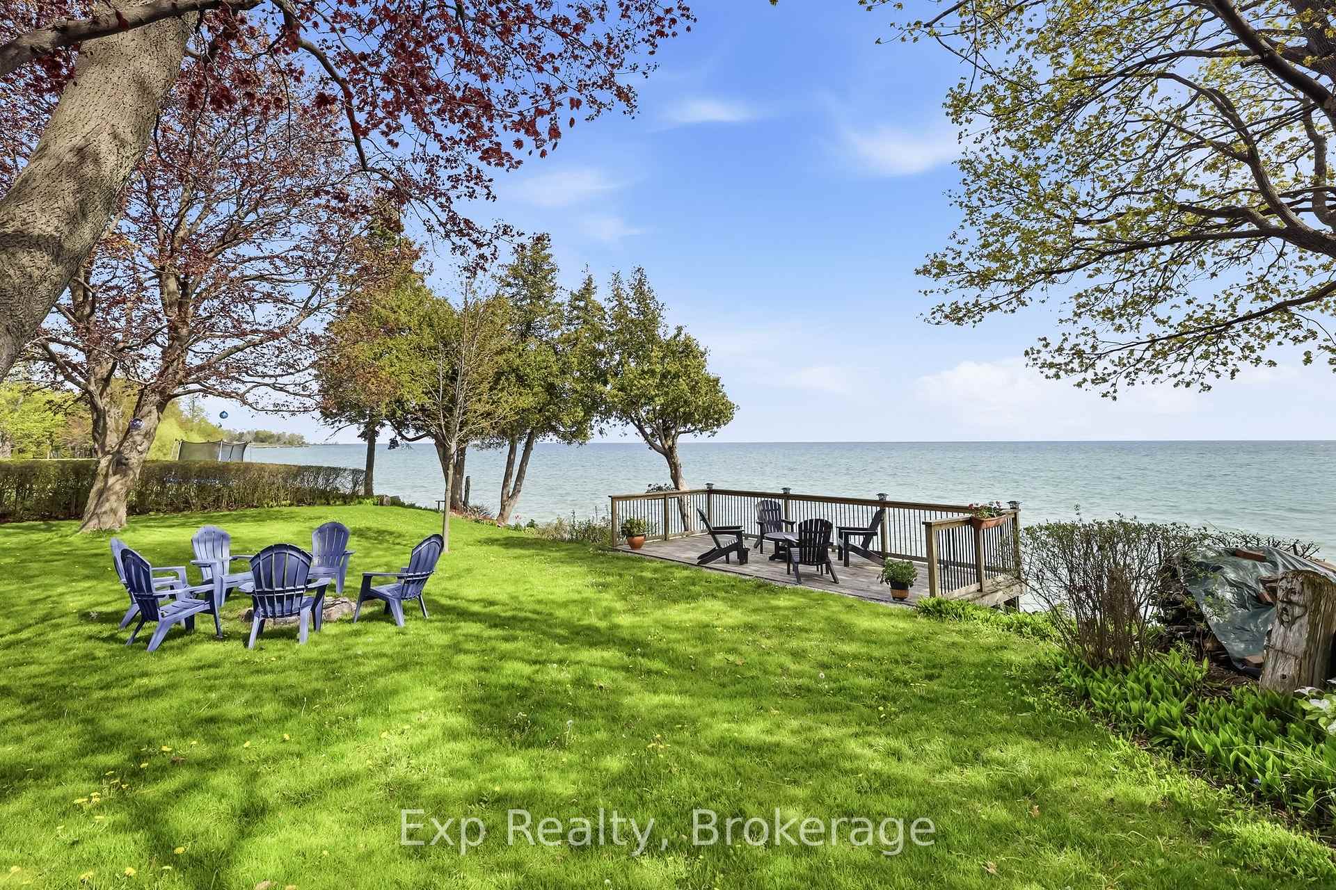 10 Cedar Lea Street, Cobourg — photo 3 of 5
