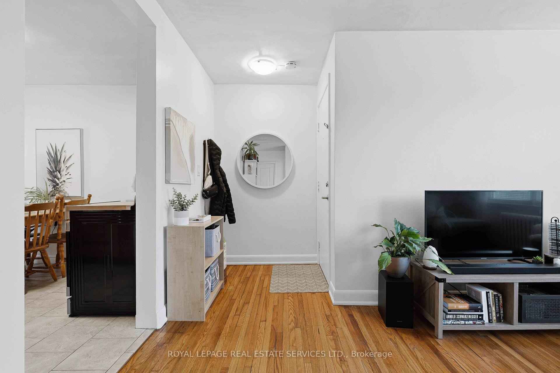 1028 Johnson Street, Kingston — photo 5 of 5