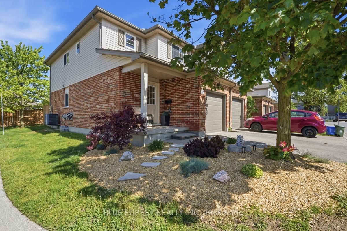 1199 Reardon Boulevard 17, London South, ON N6M 1H7 — London South, Ontario