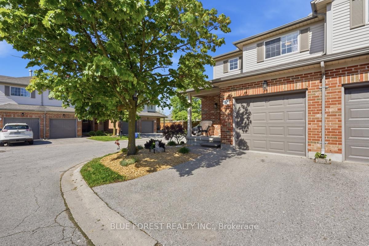 1199 Reardon Boulevard 17, London South — photo 2 of 5