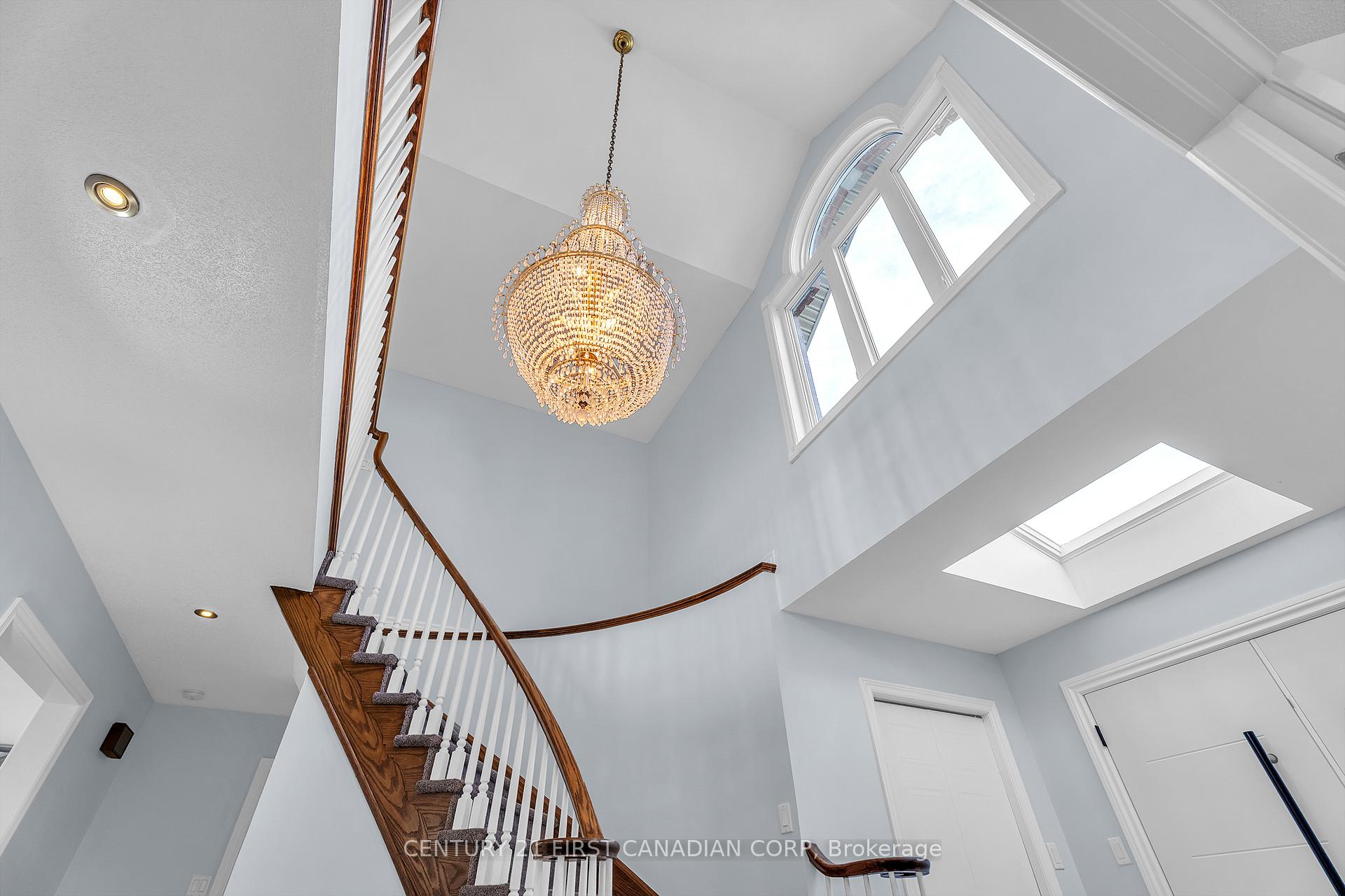 1 Caithness Court, London North — photo 4 of 5