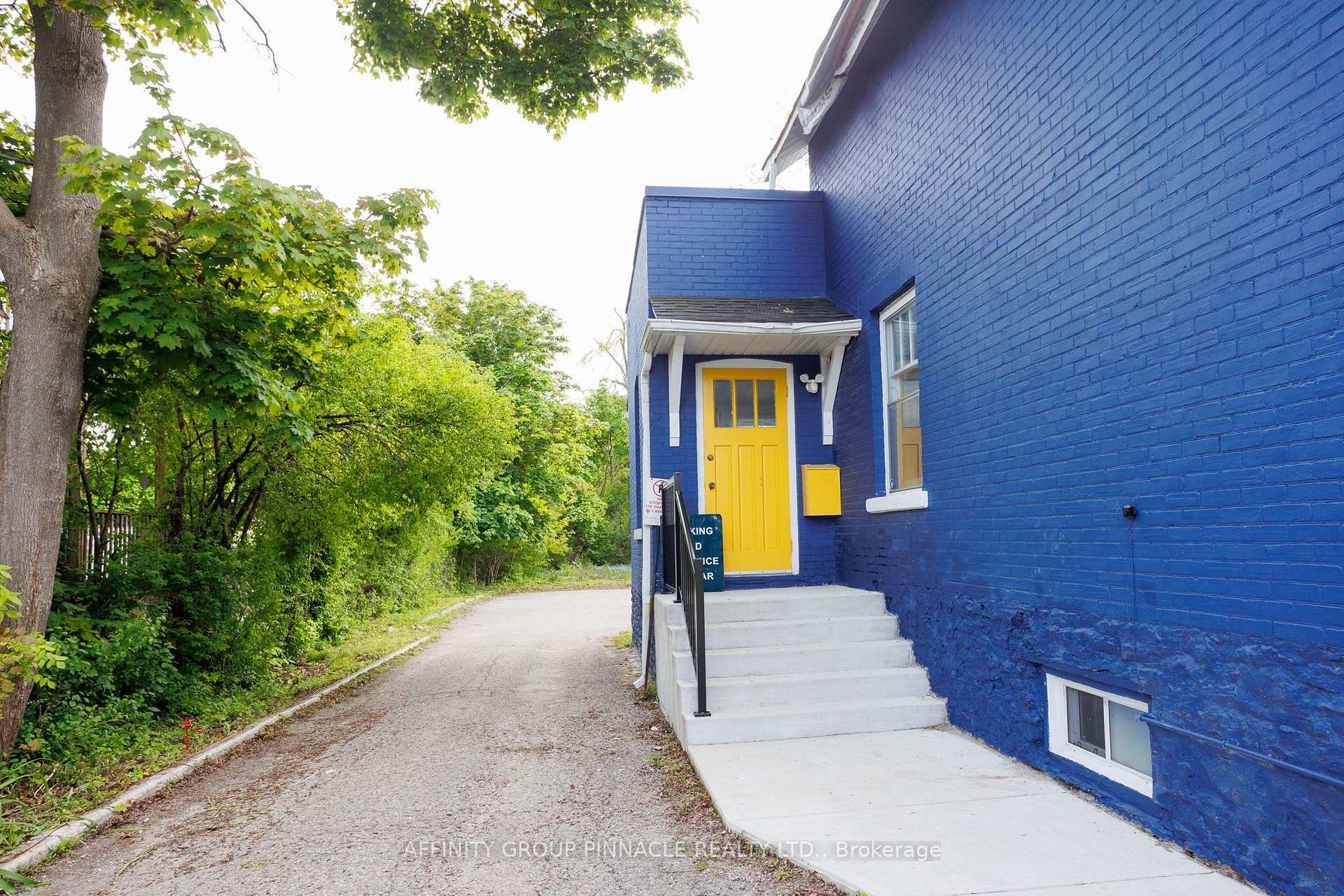 221 Kent Street W, Kawartha Lakes — photo 5 of 5