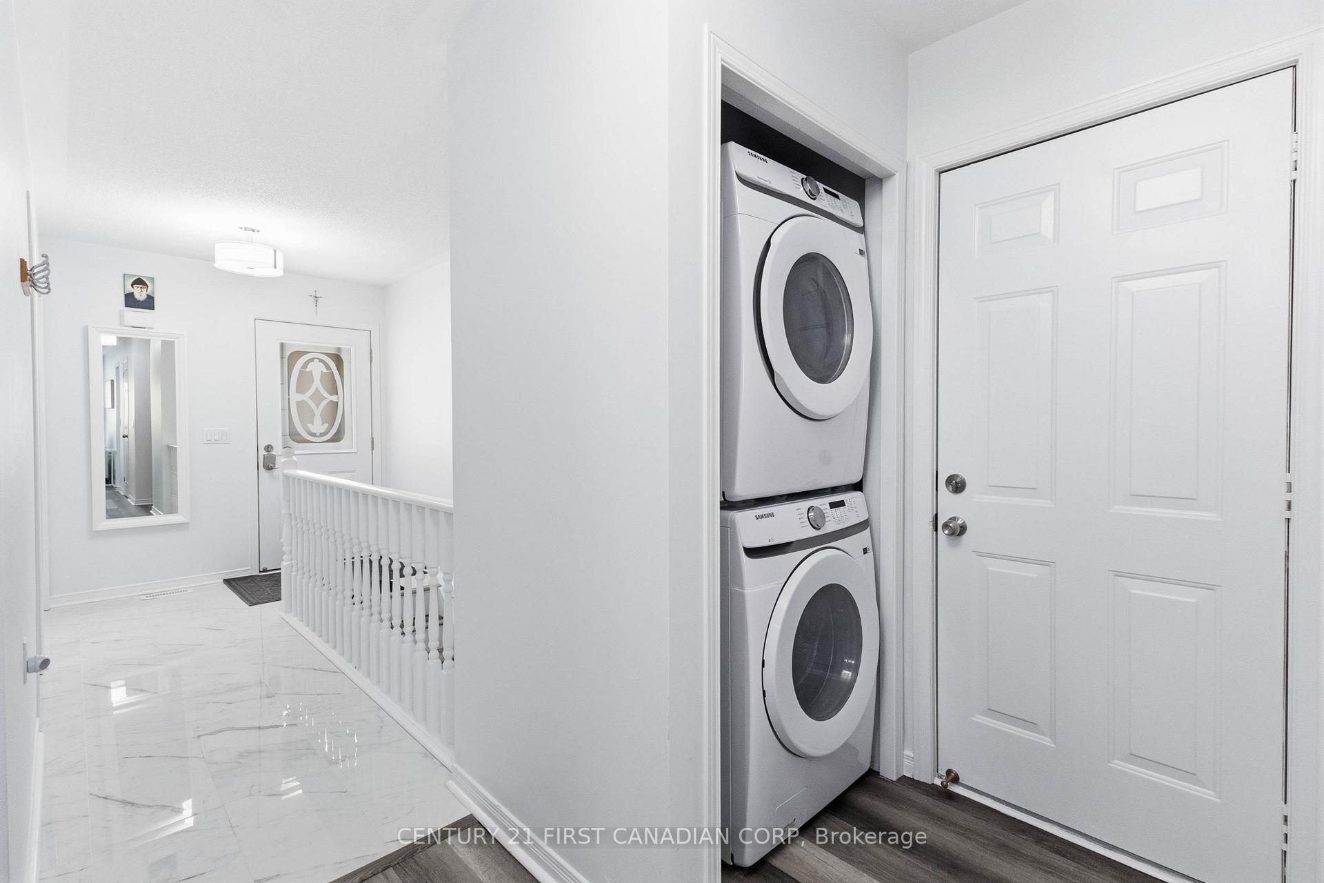 20 Kernohan Parkway 23, London South — photo 4 of 5