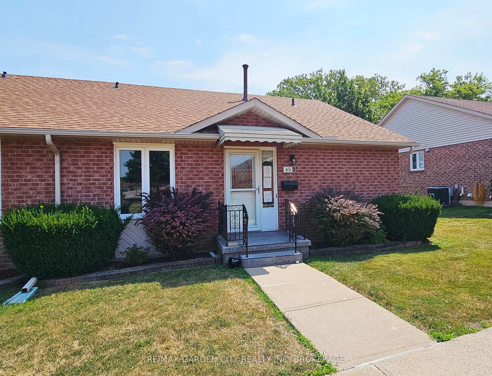 122 BUNTING Road 45, St. Catharines, ON L2P 3X7 — St. Catharines, Ontario