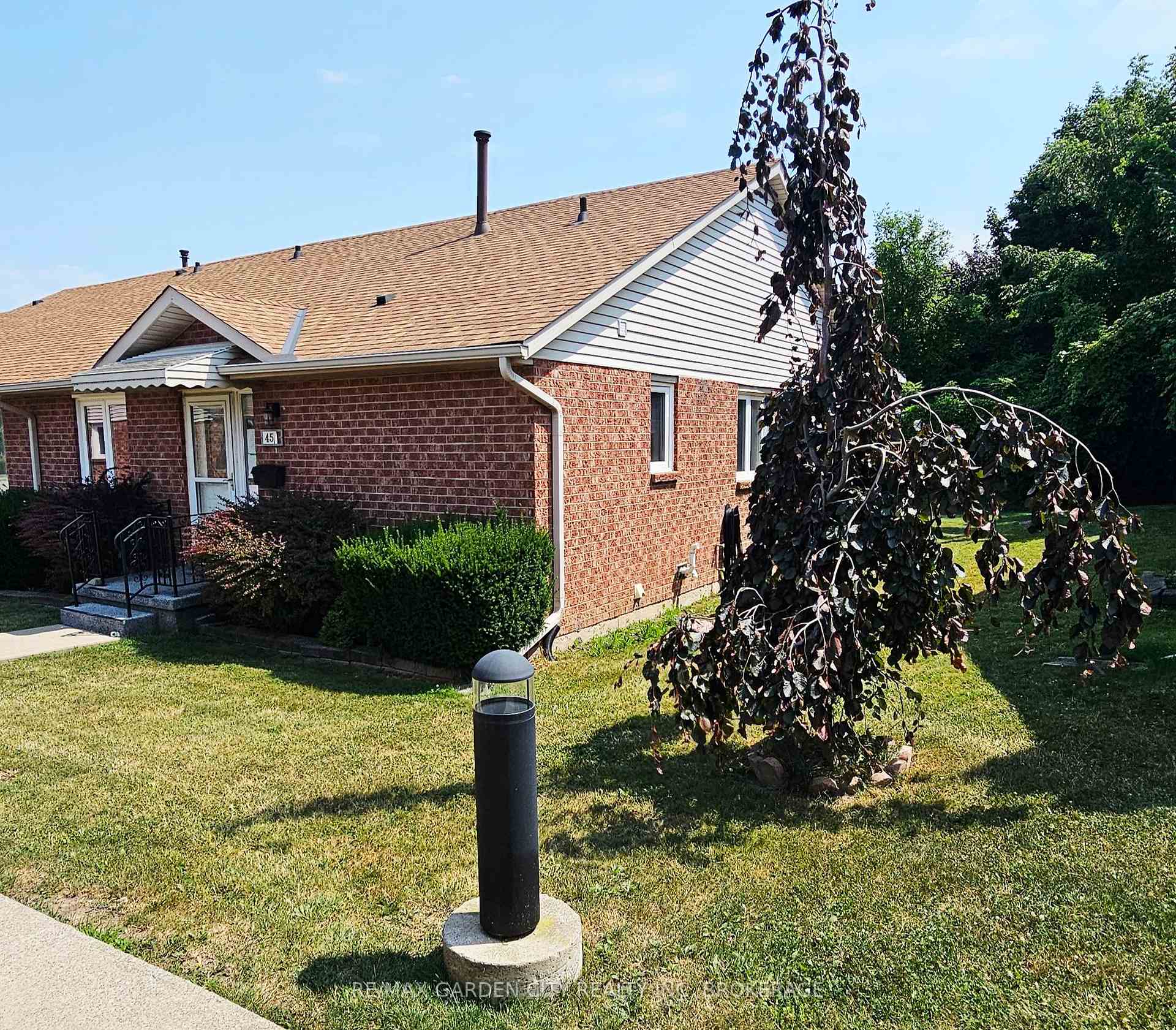 122 BUNTING Road 45, St. Catharines — photo 2 of 5