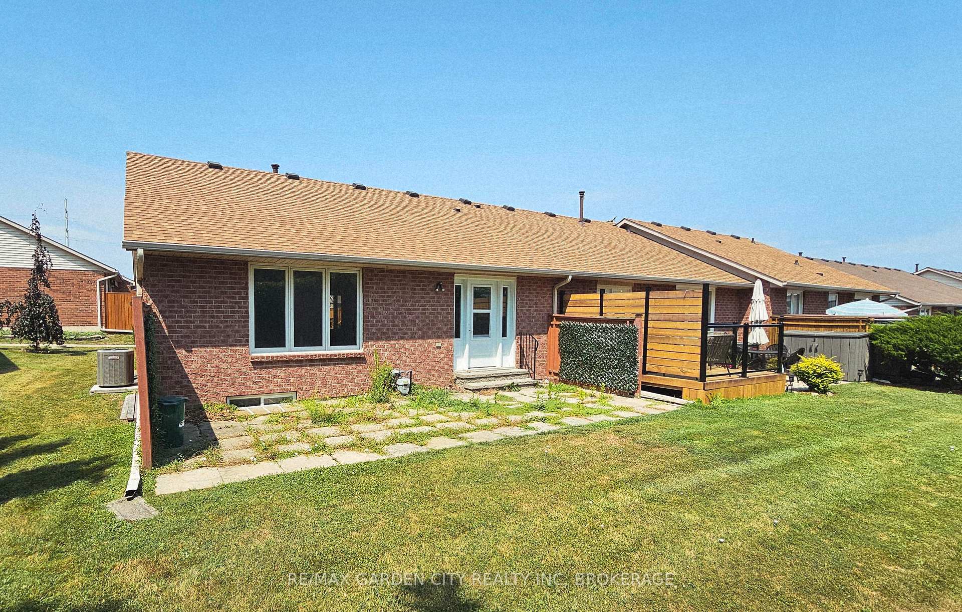 122 BUNTING Road 45, St. Catharines — photo 4 of 5