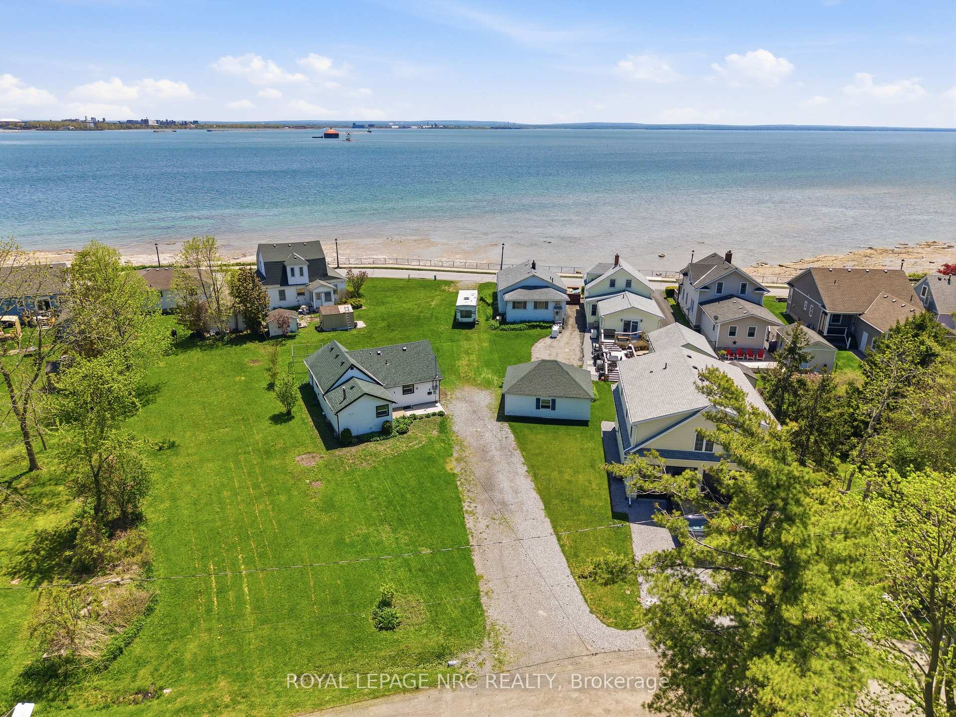 11 White Avenue, Fort Erie — photo 5 of 5