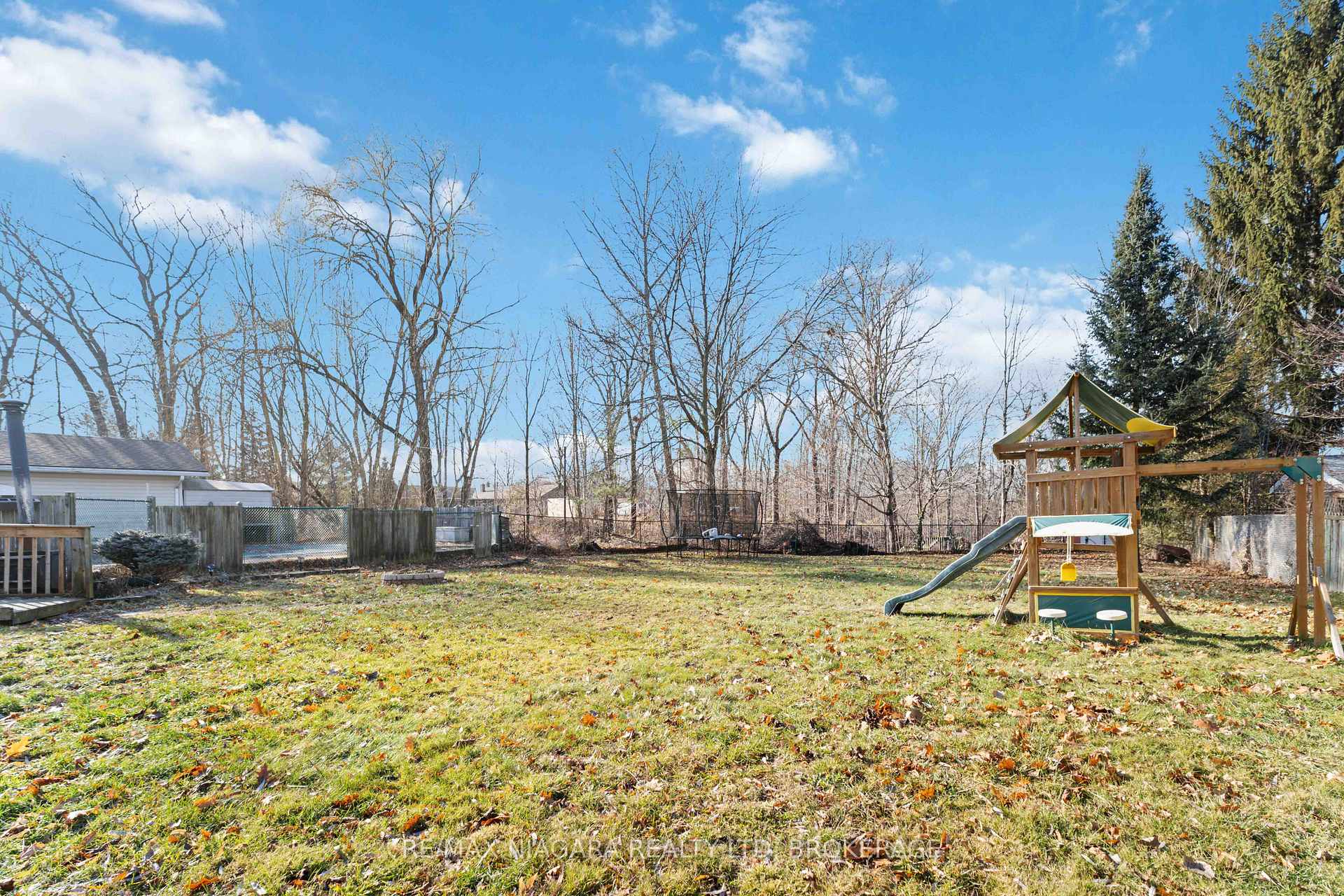 1671 Third Street Louth Street, St. Catharines — photo 4 of 5