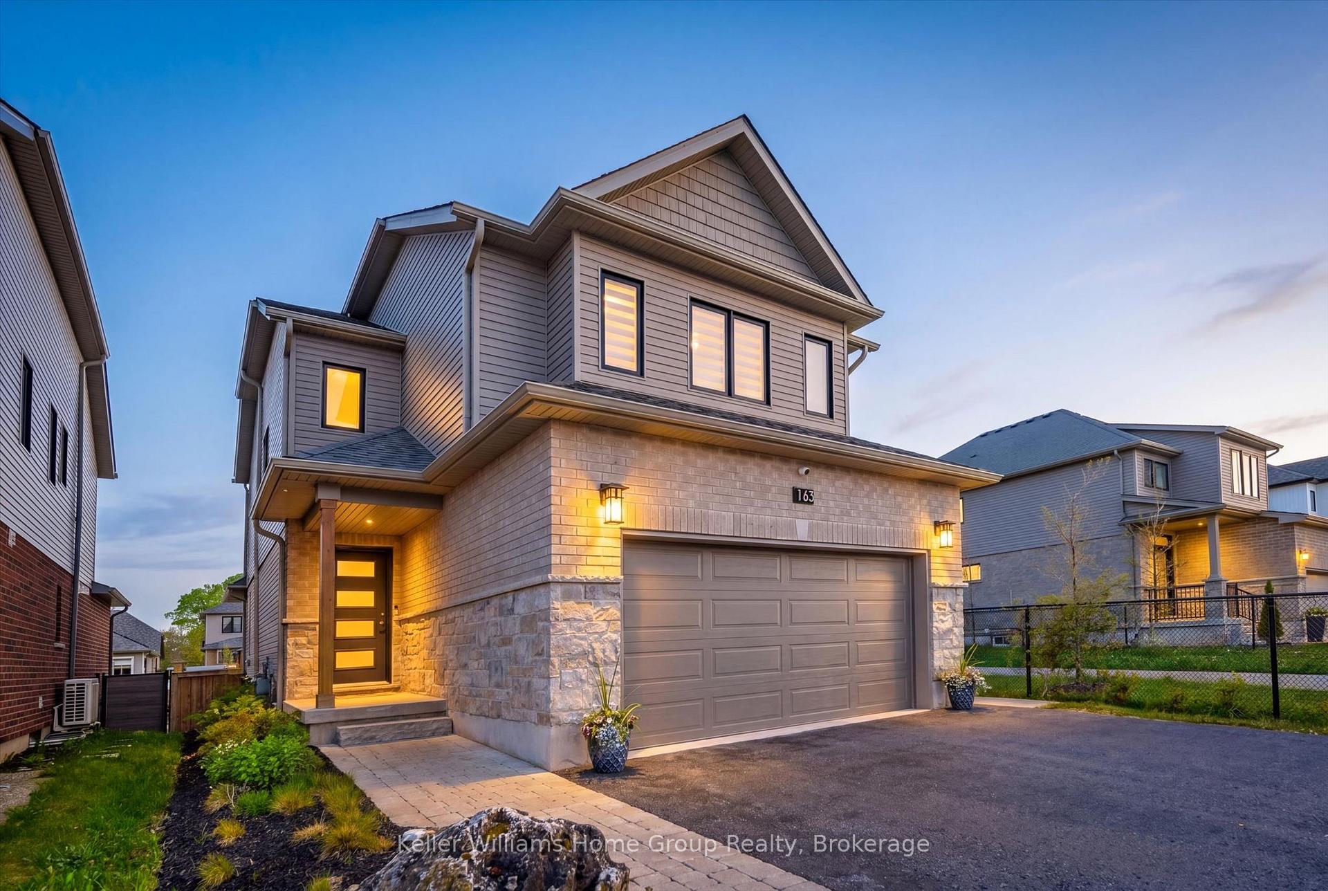 163 Halls Drive, Centre Wellington, ON N0B 1S0 — Centre Wellington, Ontario