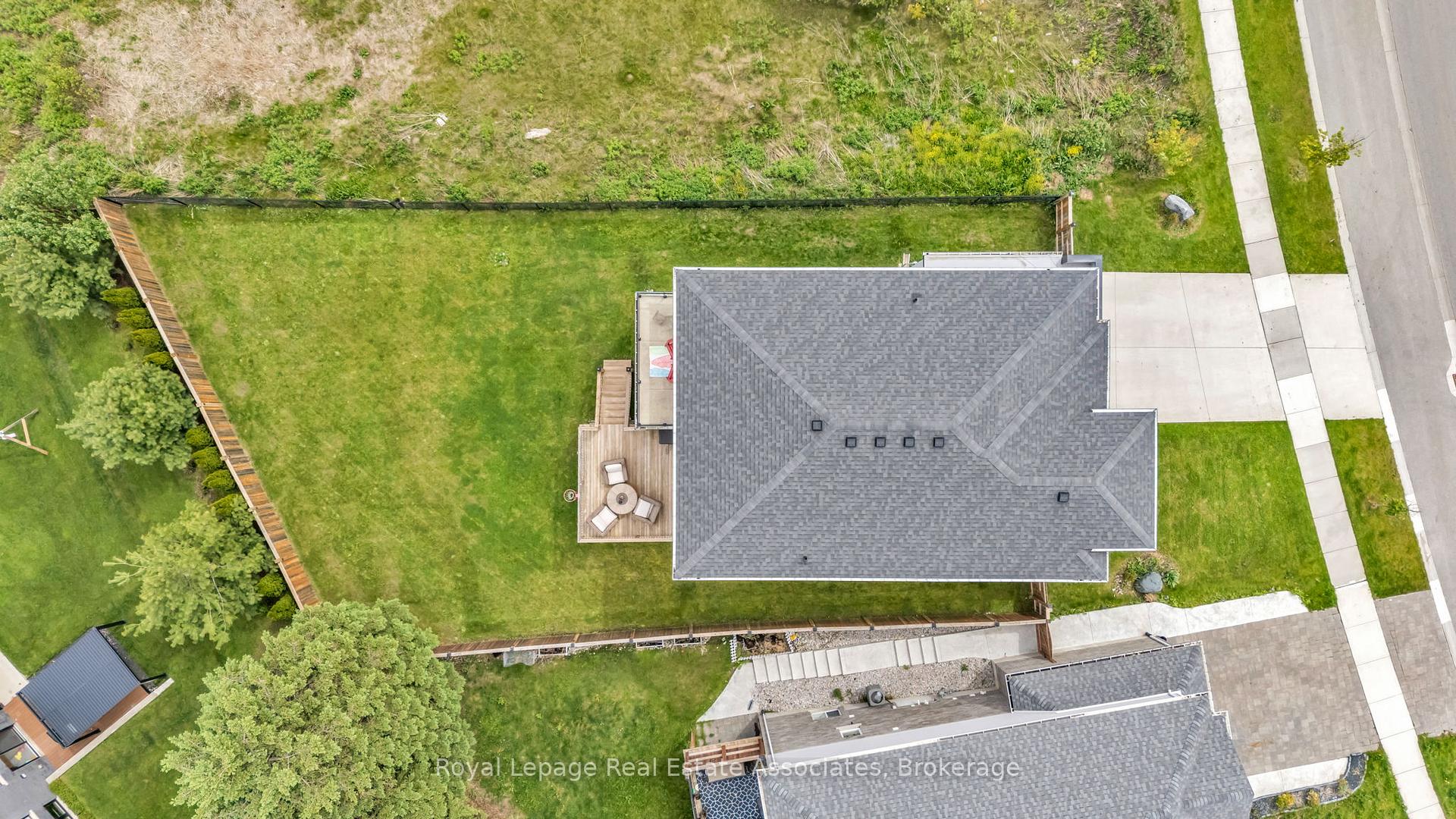 2433 Tokala Trail, London North, ON N6G 0V6 — London North, Ontario