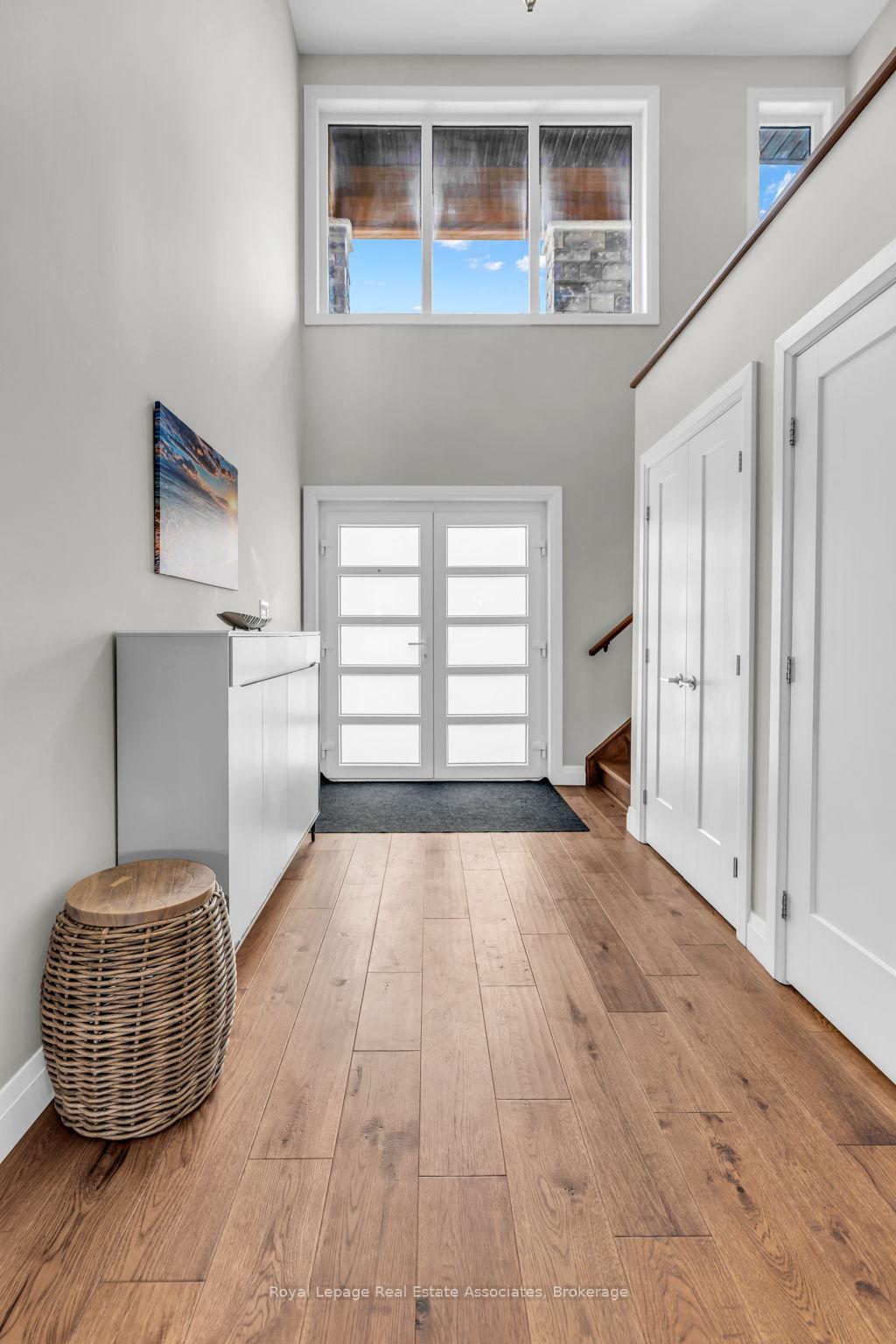 2433 Tokala Trail, London North — photo 5 of 5