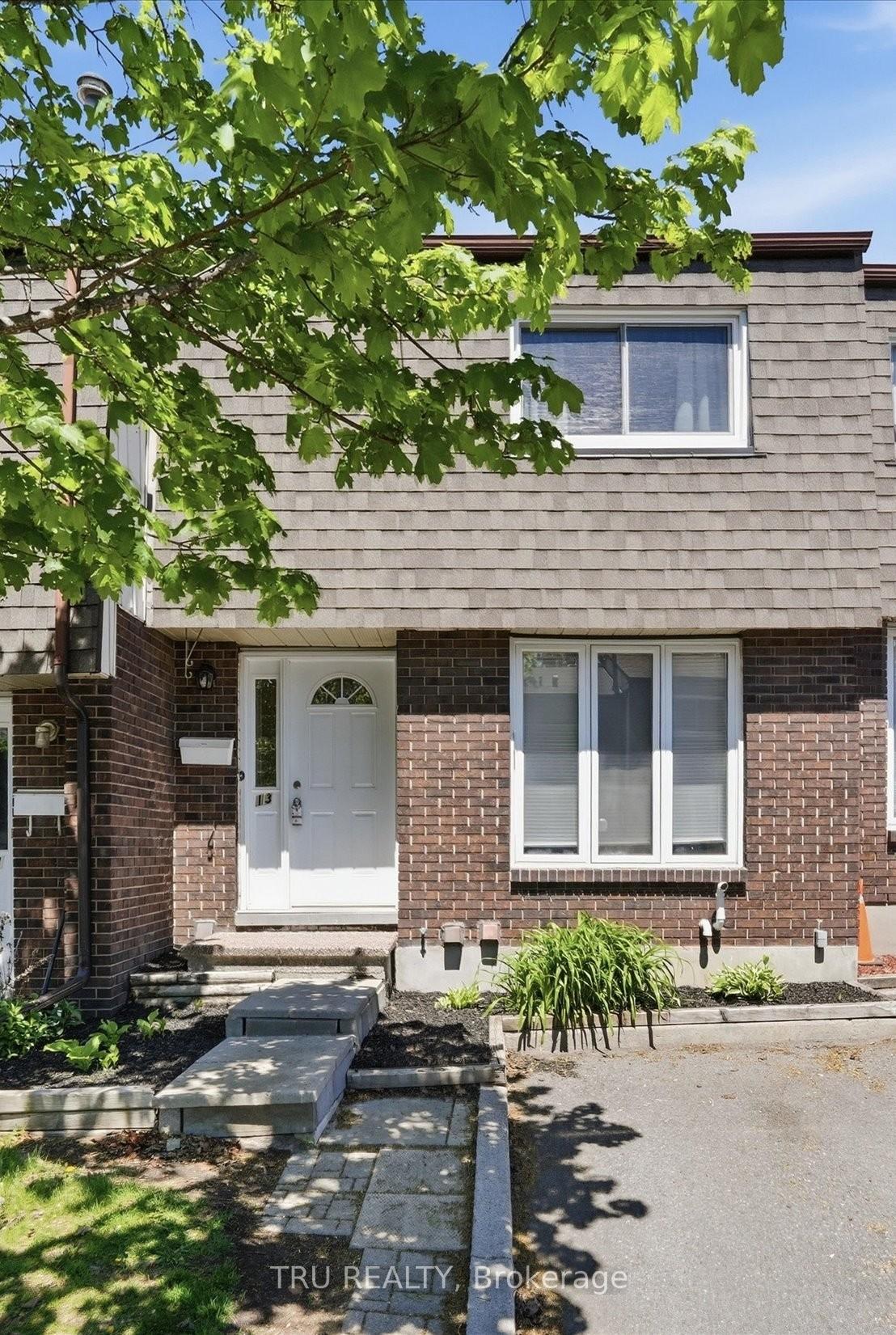 3301 Mccarthy Road 13, Hunt Club - Windsor Park Village and Area, ON K1V 9X5 — Hunt Club - Windsor Park Village and Area, Ontario