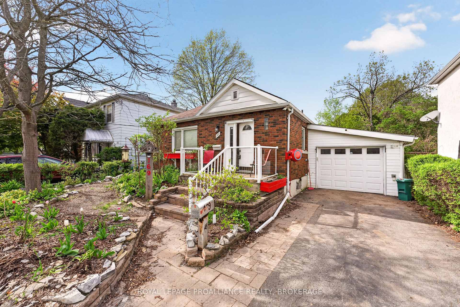 169 Carruthers Avenue, Kingston — photo 4 of 5
