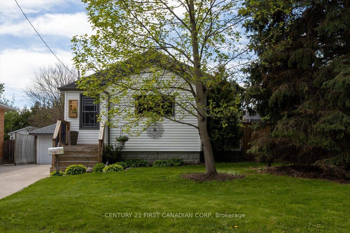 747 Whetter Avenue, London South, ON N6C 2H1 — London South, Ontario