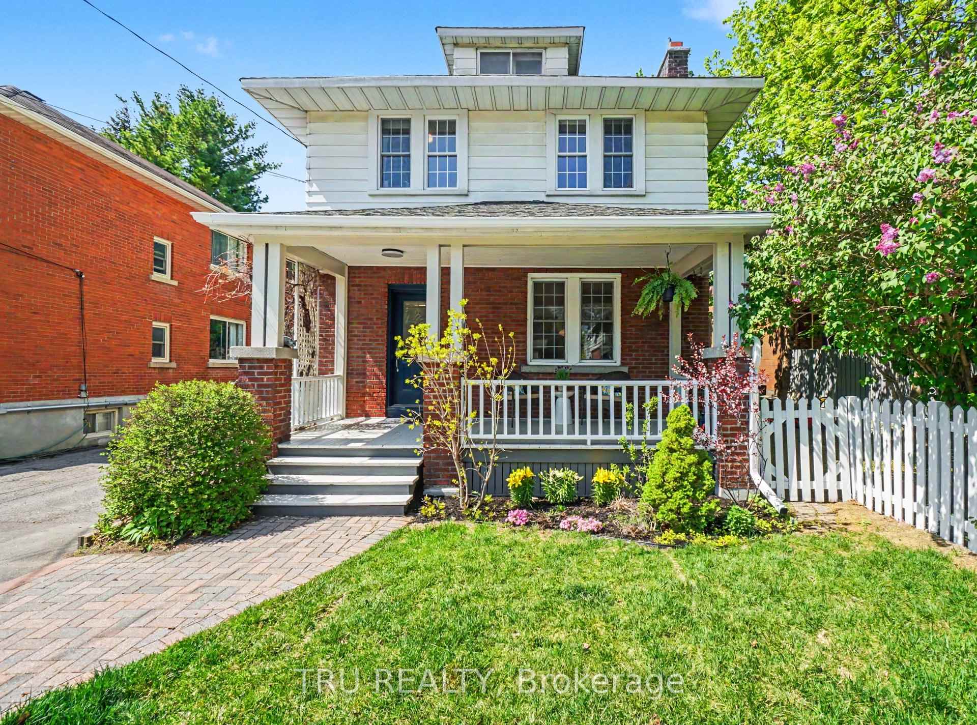 5 Grove Avenue, Glebe - Ottawa East and Area — photo 2 of 5