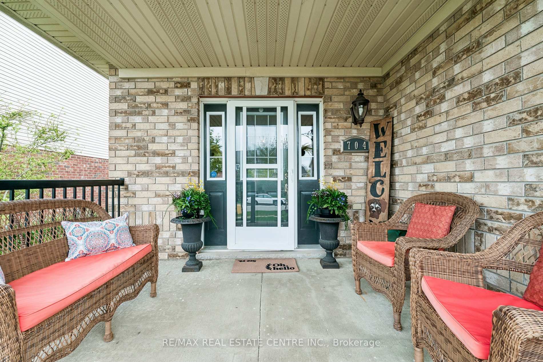 704 Russell Court, Shelburne — photo 3 of 5
