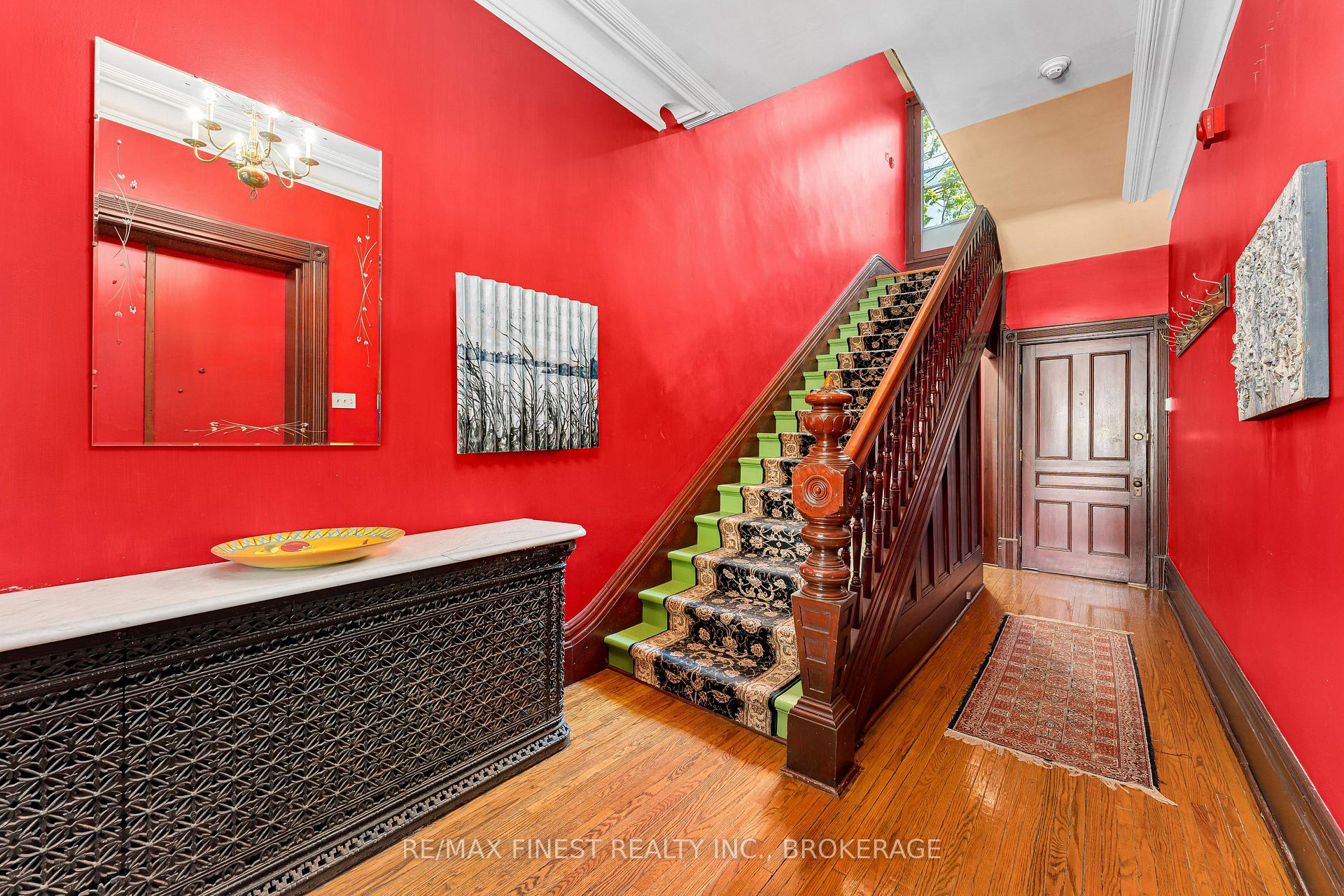 25 Colborne Street, Kingston — photo 3 of 5