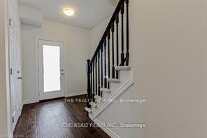 1547 Bob Schram Way, London North — photo 3 of 5