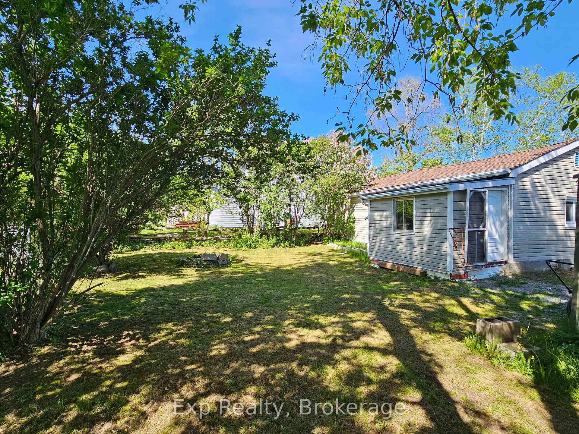 12 William Street, Marmora and Lake — photo 3 of 5