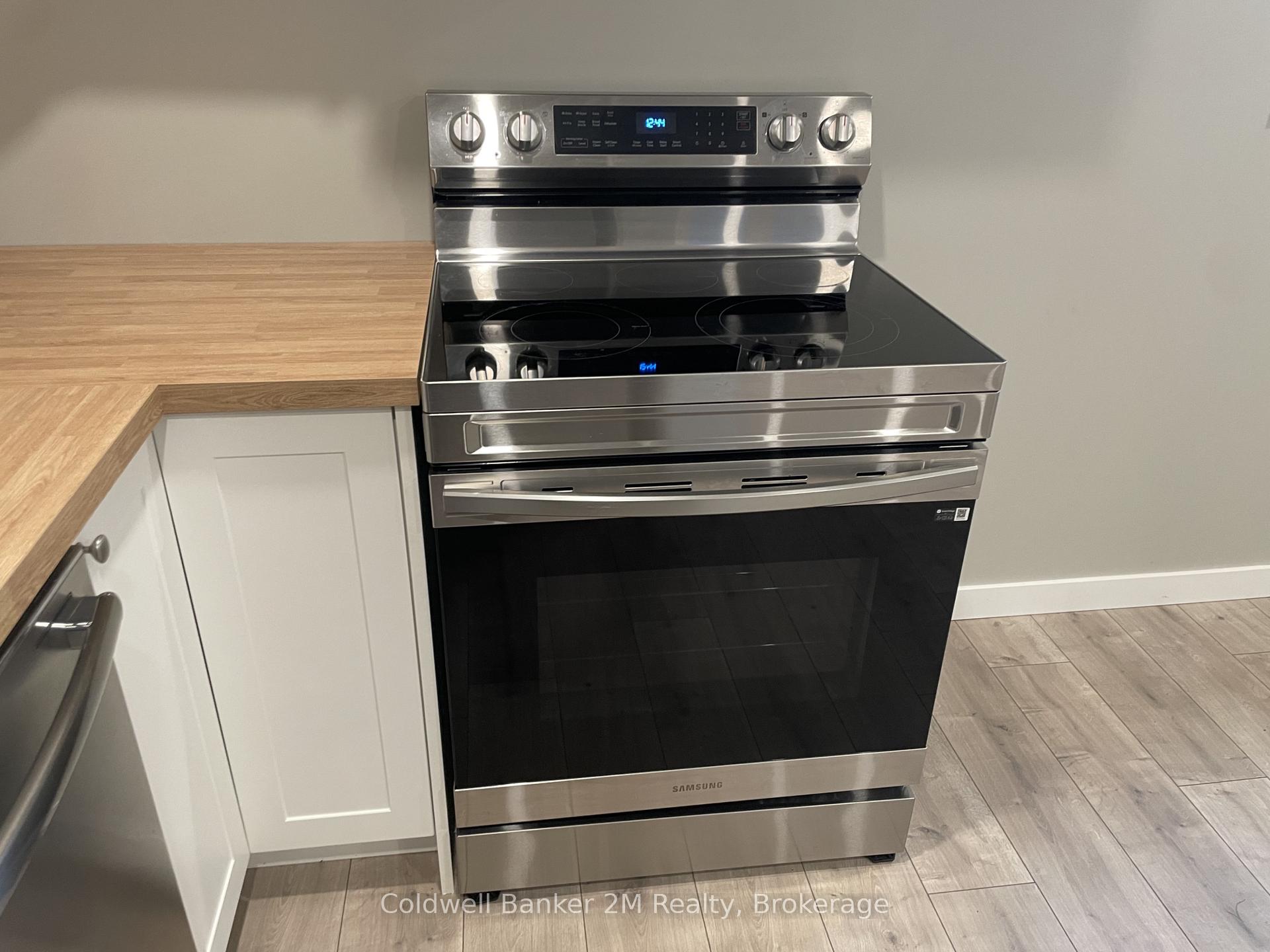 101 Bobcaygeon Road 4, Minden Hills — photo 4 of 5