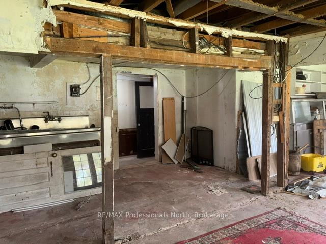 3044 Gelert Road, Minden Hills — photo 5 of 5
