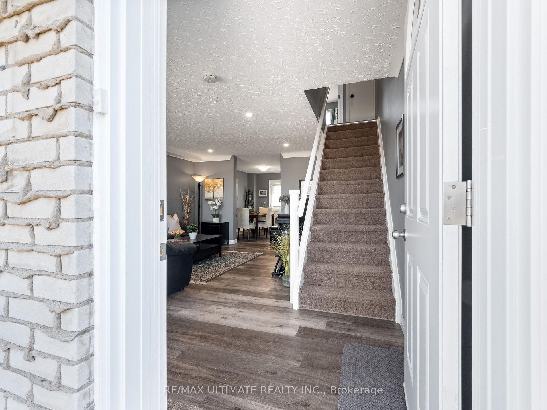 252 Bertie Street E, Fort Erie — photo 2 of 5