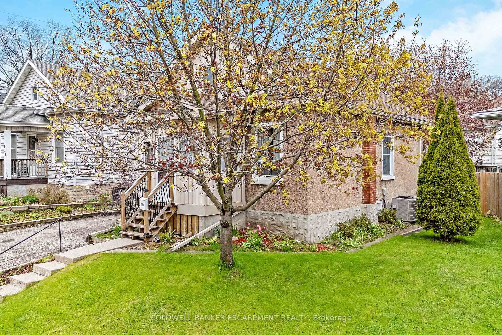 122 Cedar Street, Cambridge — photo 2 of 5