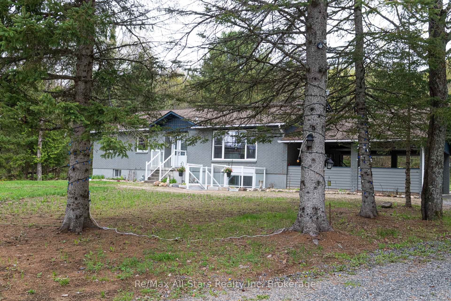 2797 Highway 60 Highway, Lake of Bays — photo 2 of 5