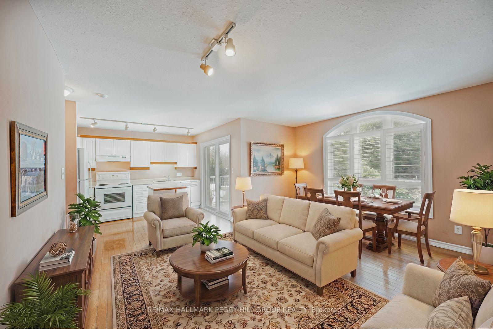 31 Dairy Lane 308, Huntsville — photo 4 of 5