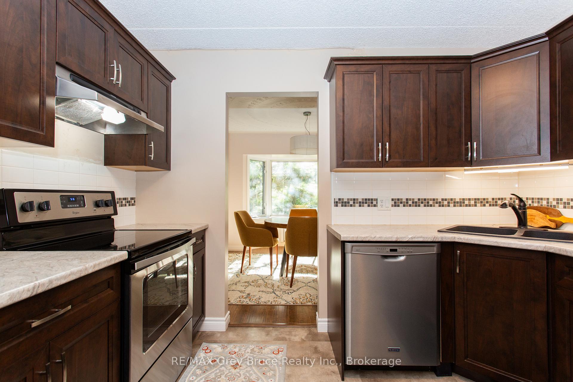 125 Hinks Street 206, Brockton — photo 5 of 5