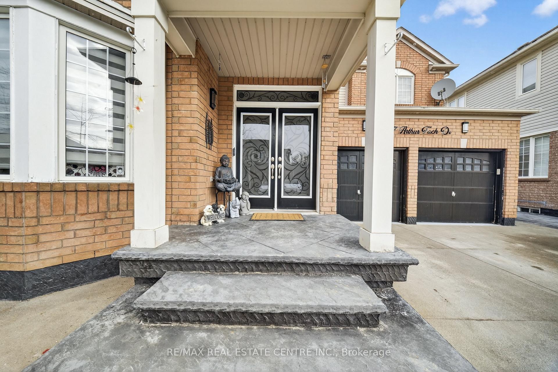 207 Arthur Fach Drive, Cambridge — photo 5 of 5